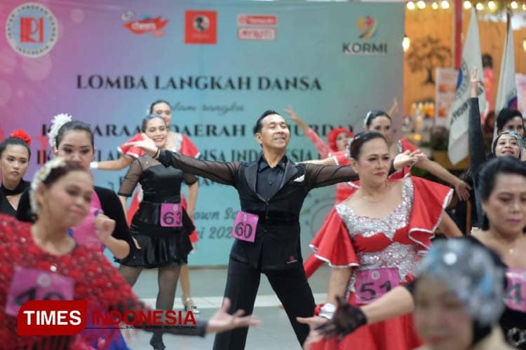 Penampilan Tim Dansa Forda Jatim Hibur Pengunjung Matos