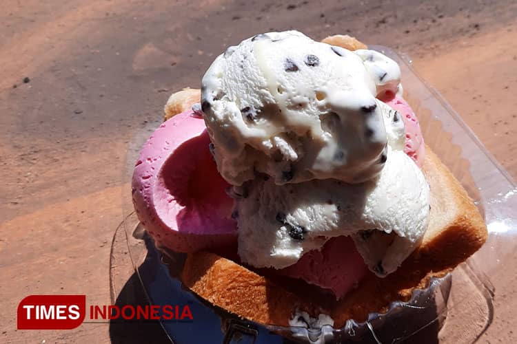 Es Krim Blepotan Rusunawa UB, Kuliner Segar yang Tak Pernah Sepi Pembeli