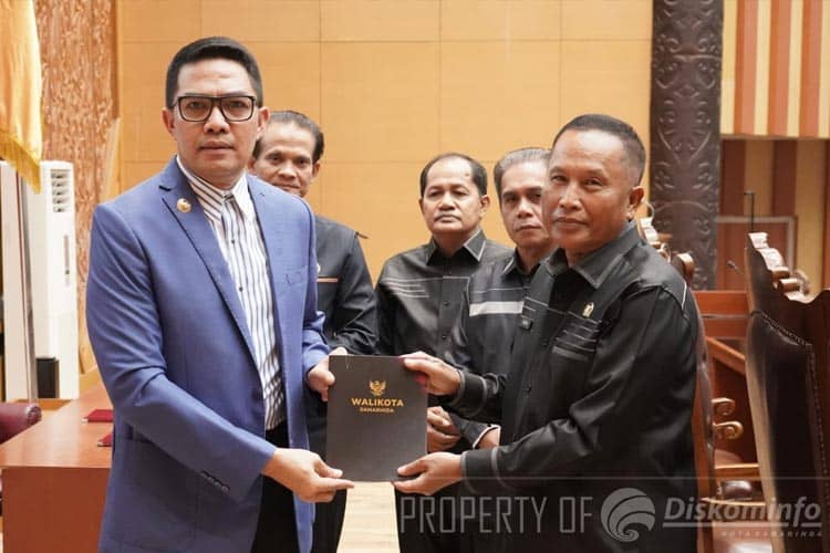 Rapat Paripurna DPRD Samarinda Bahas Persetujuan Raperda Pertanggungjawaban APBD 2022
