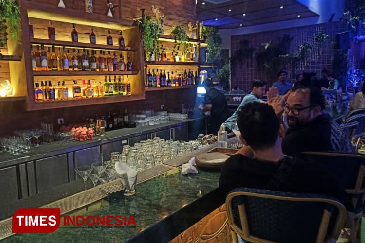Lucy In The Sky Bar Surabaya Boyong Konsep Tongkrongan Bohemian Meksiko 