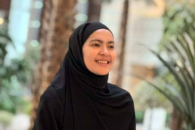 Hadiahi Ulang Tahun Dirinya, Lola Amaria Ingin Tawaf 46 Kali