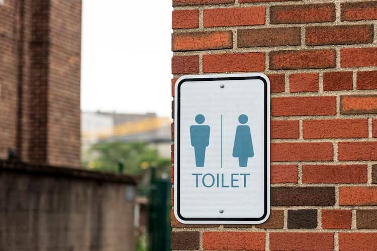 Kata Pengganti WC atau Toilet dalam Bahasa Inggris dan Contoh Penggunaannya