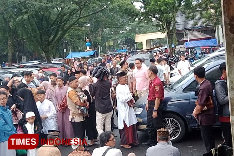 Ribuan Warga Muhammadiyah Shalat Idul Adha di GOR Sukapura Dadaha Kota Tasikmalaya