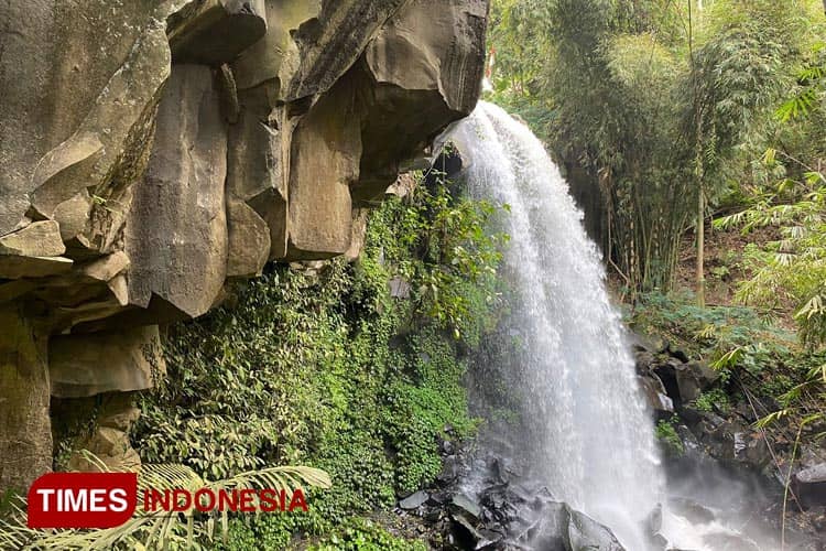 Coban Lanang Tawarkan Kesejukan Alam Kota Batu