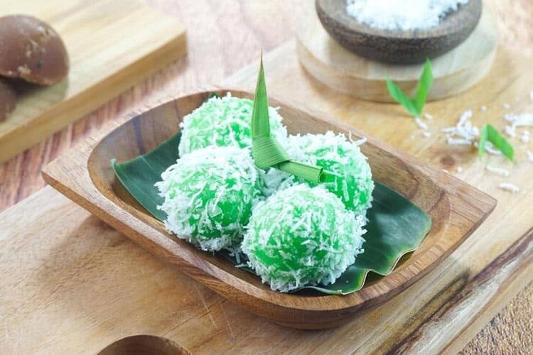 Klepon: Exploring the Traditional Indonesian Delicacy