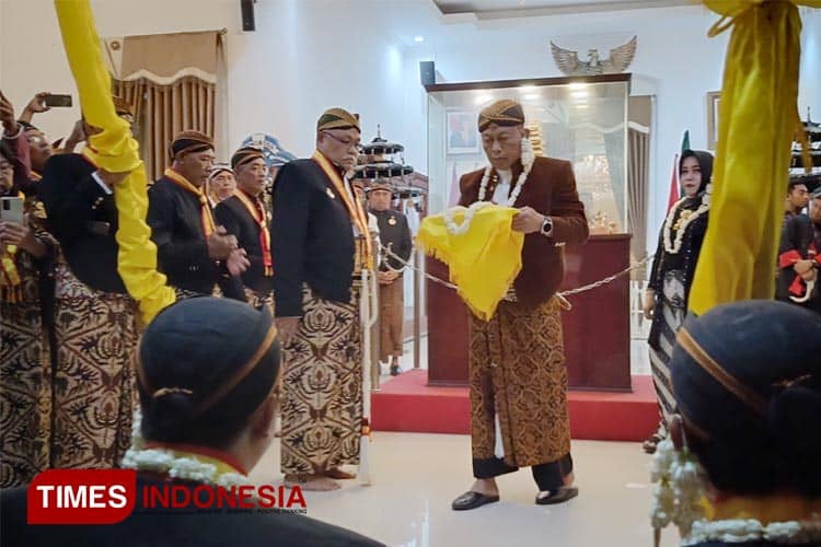 Mengenal Tradisi Bedol Pusoko Jelang 1 Suro di Kabupaten Ponorogo