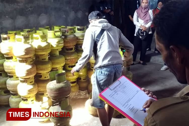 Tim Gabungan Keliling Pangkalan, Pastikan LPG 3 kg Aman 
