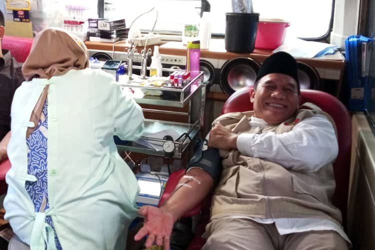 Peringati Kemerdekaan RI ke 78, Bambang Haryo Bersama BHS Peduli Gelar Aksi Donor Darah