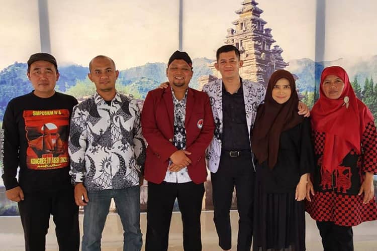 Guru Harus Miliki Kesadaran Berorganisasi Profesi