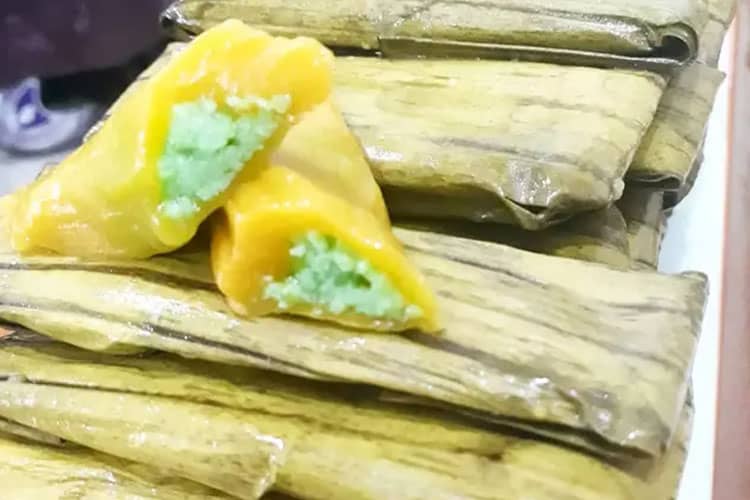 Timpan: Menelusuri Kenikmatan Kue Tradisional Indonesia