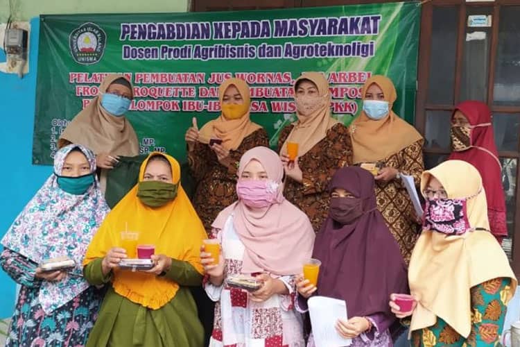 Pengabdian Dosen Unisma Malang, Peluang Bisnis Minuman Sehat yang Menjanjikan Cuan