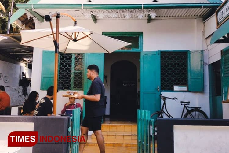 Seribu Pengajuan Izin Bisnis Kafe 'Numpuk' di Disnaker-PMPTSP Kota Malang