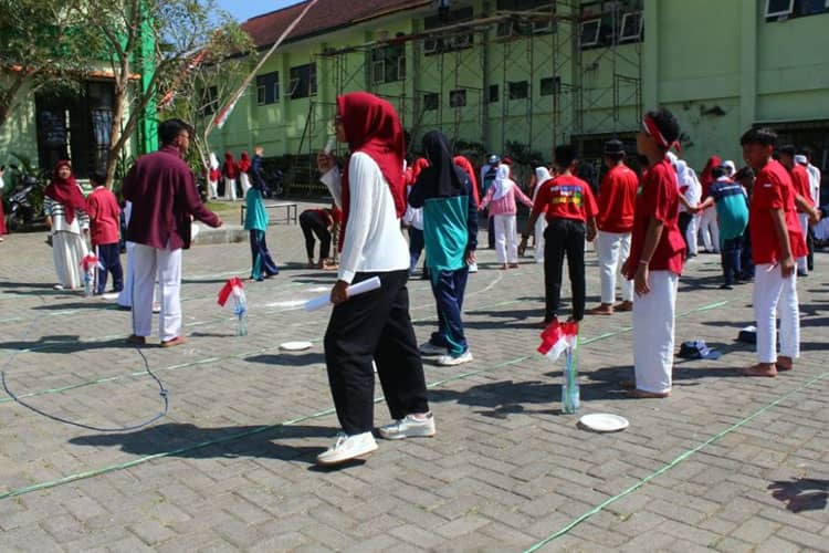 Keseruan Perayaan Gus Muh (Agustus Muharrom) di MTSN Batu bersama Unisma Malang