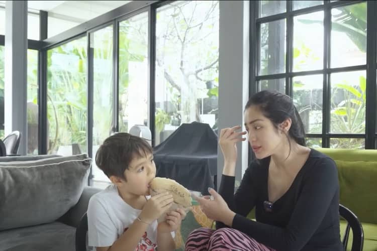 El Barack Ajak Anak-Anak Ikutan #HuntingMomogiRasaBaru
