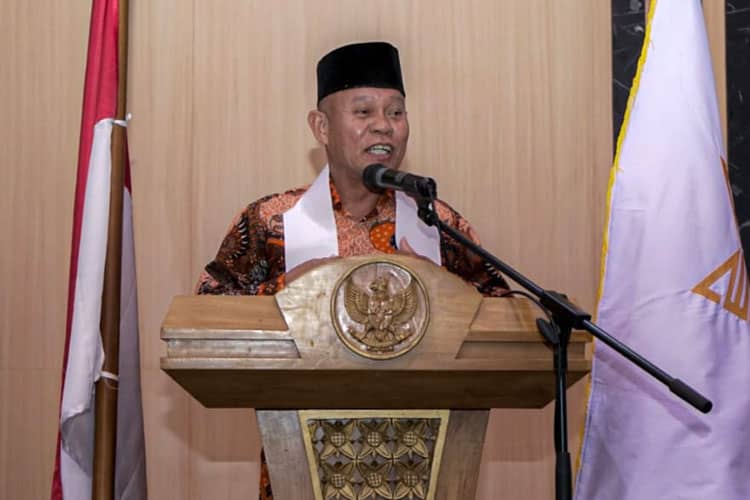 Mewakili Pj Bupati, Asisten I Hadiri Pelantikan dan Raker ICMI Morotai