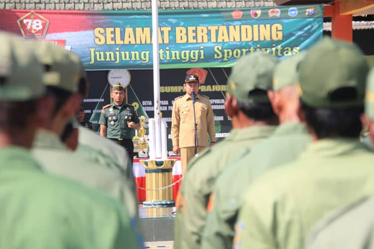 Kodim 0812 Lamongan Heboh Lomba PBB Linmas dan Cerdas Cermat Meriahkan HUT ke-78 TNI