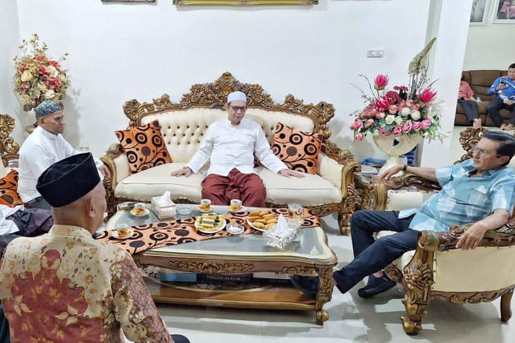 Fadel Muhammad Apresiasi Komitmen Alkhairaat dalam Mencetak Generasi Unggul