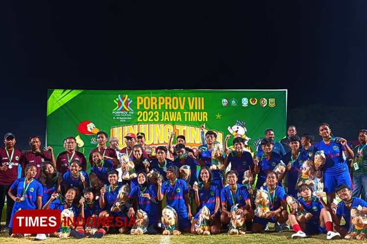 Sepak Bola Putri Kota Malang Sumbang Mendali Perak