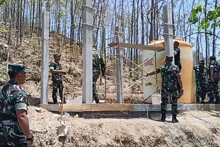 Atasi Kekeringan, Kodam V/Brawijaya dan Pemprov Jatim Bangun Sumur Bor di Ponorogo