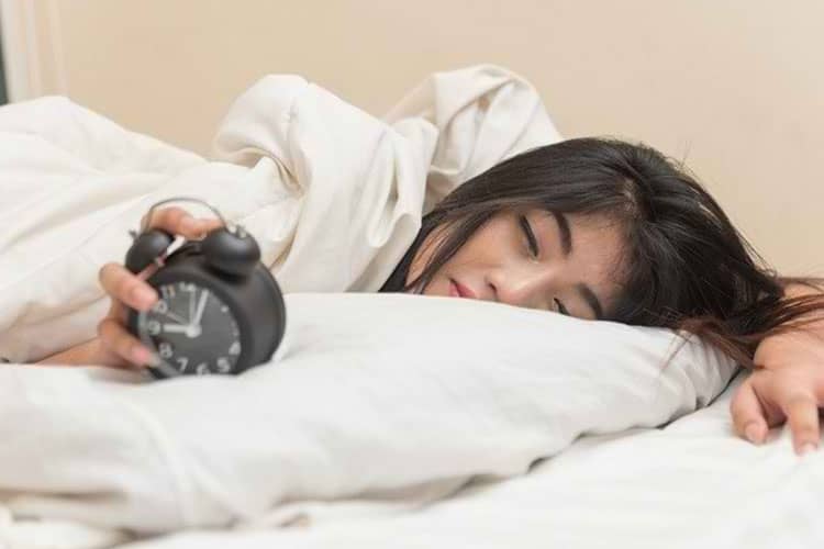 7 Cara Ampuh untuk Mengatasi Malas Bangun Pagi