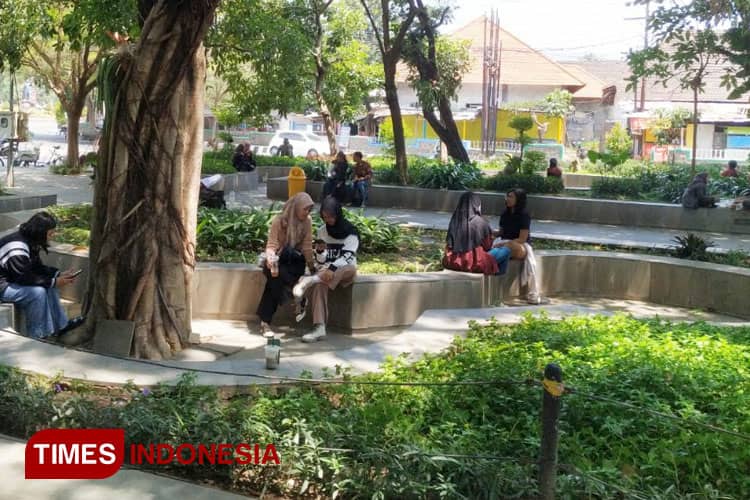 Taman Sekartaji Jadi Favorit Warga Kota Kediri Saat Libur