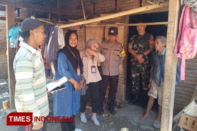 Viral Karena Kondisi Memprihatinkan, Pemkab Lombok Barat Kunjungi Kakek Samsiah