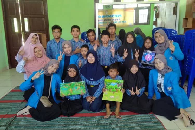 Tim PKM-PM UNIPMA Terapkan Media Pop Up Terintegrasi Arduino di SLBN Dr. Radjiman Wedyodiningrat