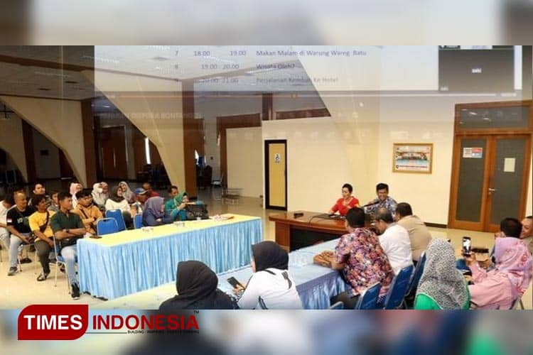 Dispopar Bontang Bekali Pelaku Pariwisata Bimtek di Desa Wisata Pujon Kidul Malang 