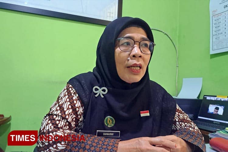Lurah Gunungketur Dorong Masyarakat Kembangkan Tanaman Anggur dan Alpukat