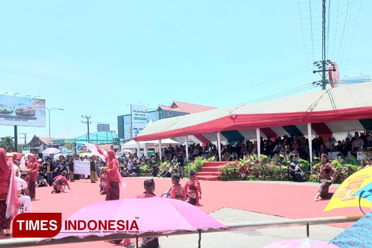 BCC Dibuka Wali Kota Bontang, Basri Harap Setiap Event Bisa Sumbang PAD dan Kunjungan Wisata. 