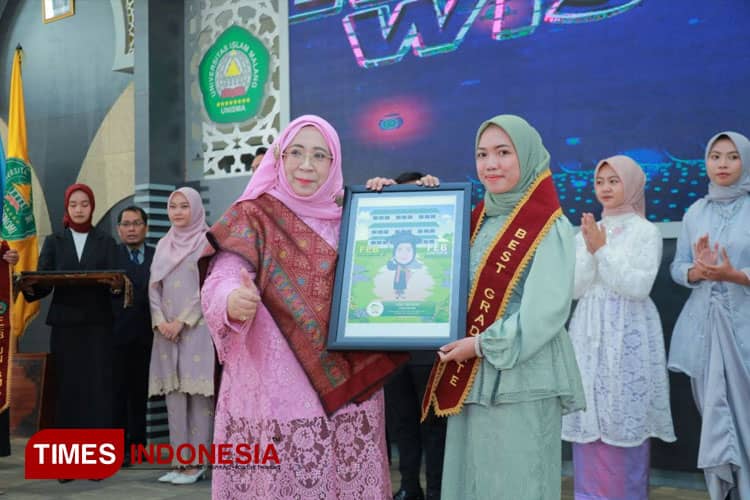 FEB Unisma Lepas 255 Calon Wisudawan Periode Ke-71 Tahun Akademik 2023/2024
