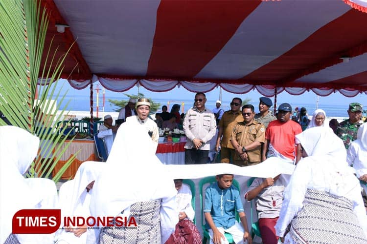 Wawali Tidore Hadiri Sunatan Massal di Acara Festival Doe-Doe