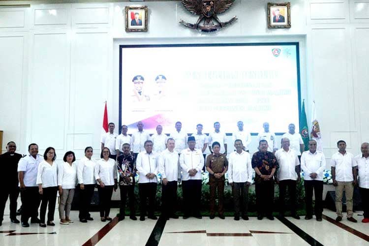 Paulus Kastanya Dikukuhkan Menjadi Ketua LPPD Maluku Masa Bakti 2023-2025