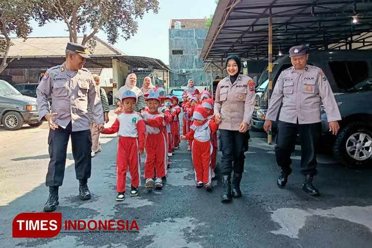 Siswa RA Baiturrahman 2 Islamic Center Banyuwangi Mendadak Bercita-cita Jadi Polisi