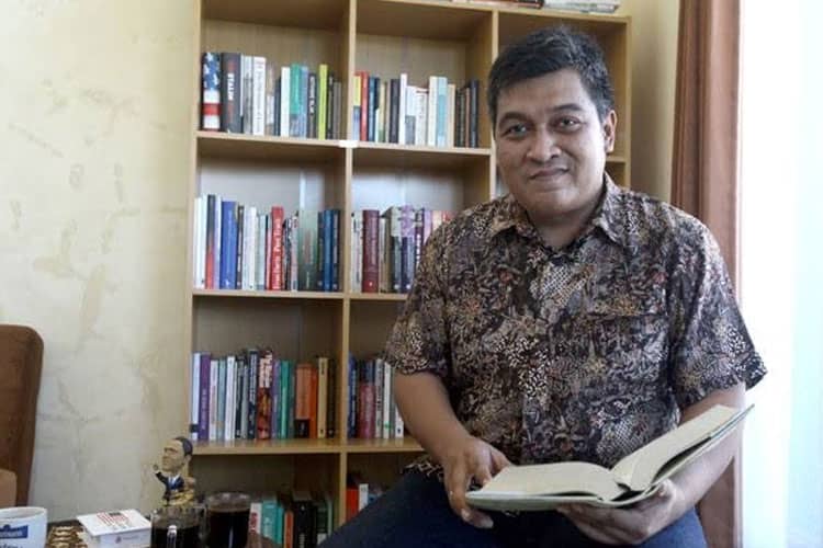 Tergerusnya Elektabilitas Prabowo-Gibran Bukti Rakyat Kecewa