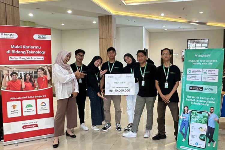 6 Mahasiswa Malang Lolos Bangkit Academy 2023 Setelah Kembangkan Platform Herbify