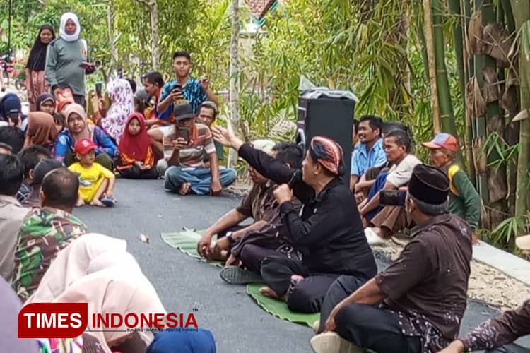 Penantian 20 Tahun Warga Rawaheng Banyumas Mendapatkan Jalan Mulus Terwujud