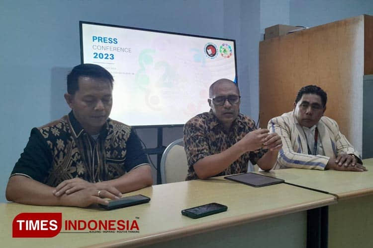 Rektor Unkriswina Sumba; Dies Natalis ke-26 Adakan Teken PKS dengan Dua Bank