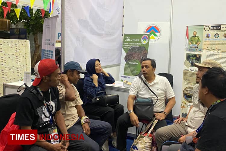 FK3I Jatim Sosialisasi Konservasi Alam di Indofest 2023 