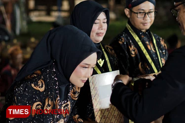 Siswa Pawiyatan Panatacara Beregada VII Sanggar Ngambar Arum Ponorogo Diwisuda