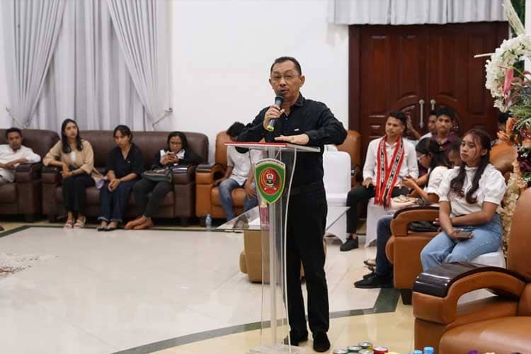 Bahas Isu Blok Masela, Wagub Maluku Buka Temu Ina Ama dan Diskusi Publik