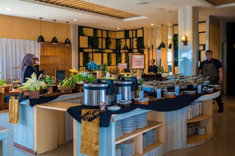 Cuma Rp85 Ribu, Rasakan Kemewahan Makan Siang ala Sultan di Luminor Hotel Banyuwangi!