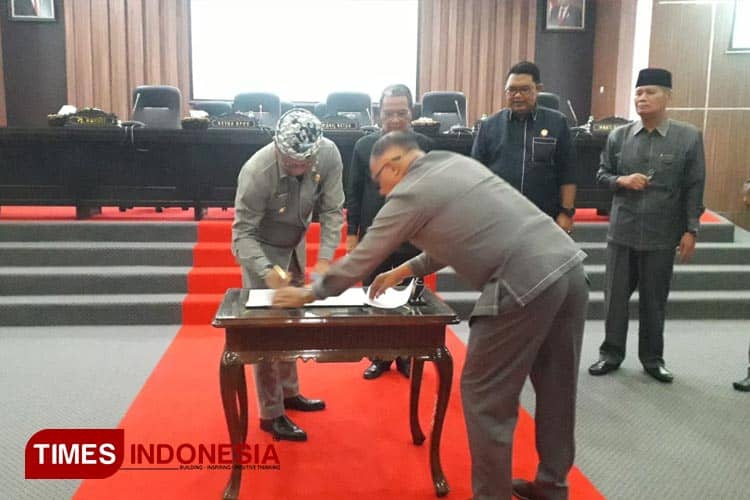 Pemkab Bondowoso dan DPRD Sepakati Raperda APBD 2024, Ini Catatan Banggar