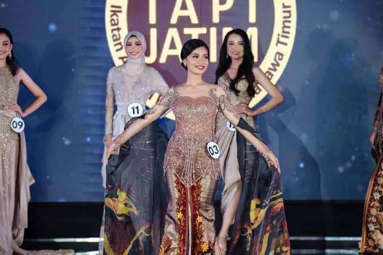 Mahasiswi UM, Sukses Raih Juara Kedua Ajang Puteri Indonesia Jatim 2024