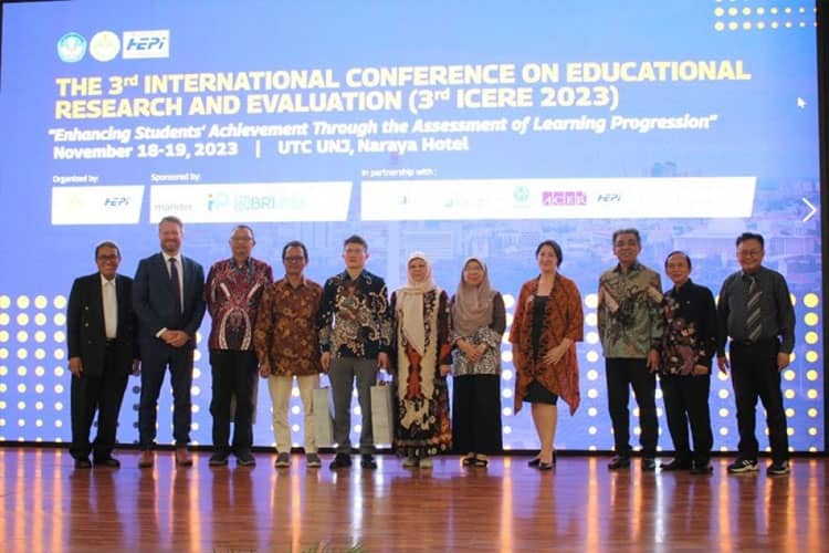 Prodi S3 PEP Program Pascasarjana UNJ Bersama HEPI Gelar Konferensi Internasional ICERE Ke-3 Tahun 2023