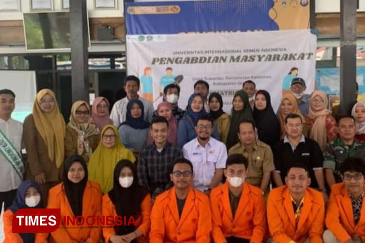 Prodi Teknologi Agroindustri UISI Gelar Sosialisasi Dorong Budidaya Maggot dan Hidroponik