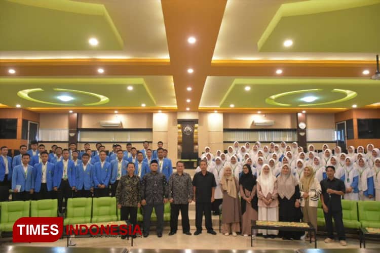 Kunjungi Kampus Unggul, Santri-Santri Serbu FMIPA Universitas Negeri Malang