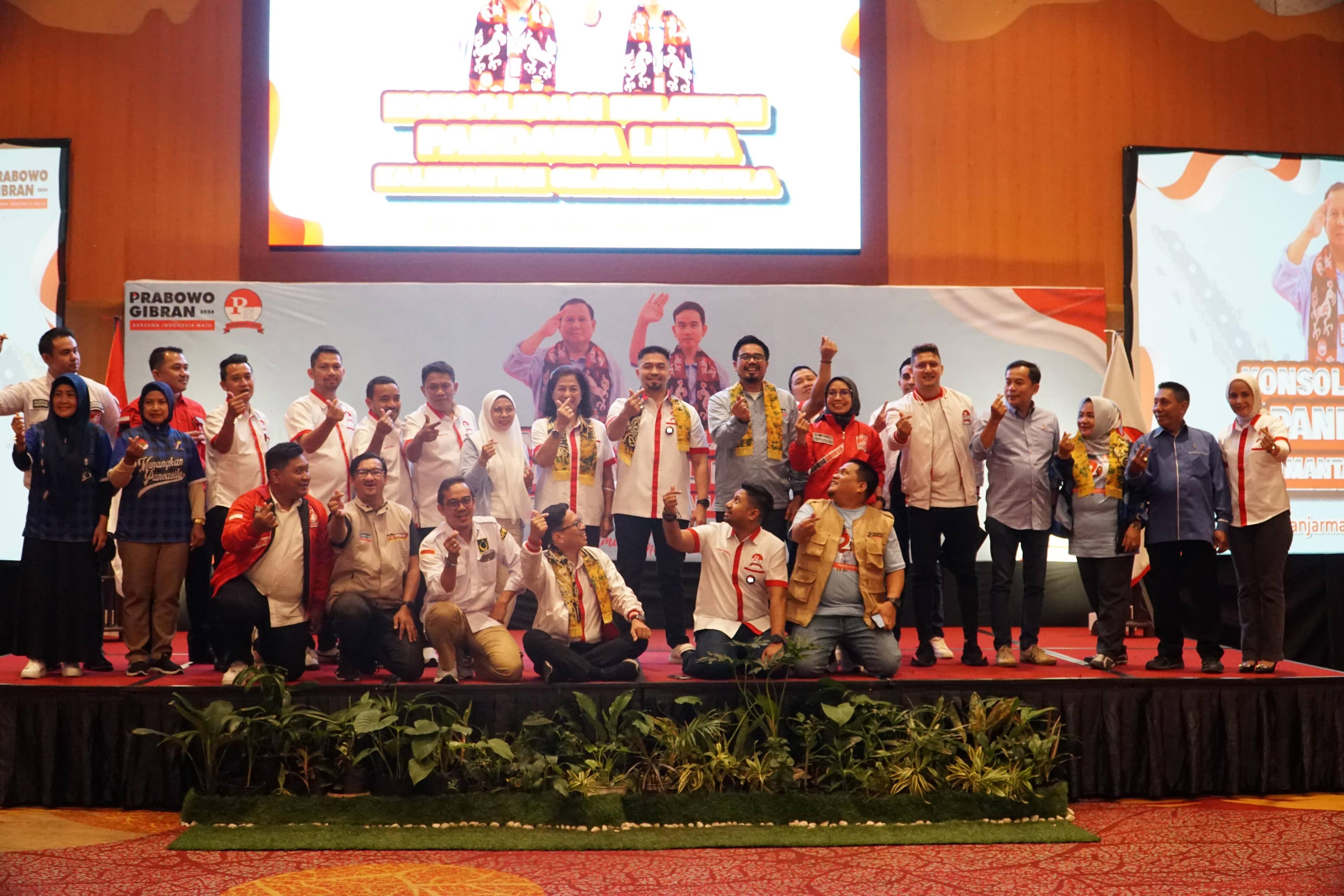 Optimisme Masa Depan Indonesia: M. Ryano Panjaitan bersama Prabowo-Gibran dalam Konsolidasi Pandawa Lima Regional Kalimantan
