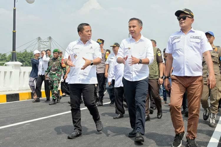Bey Machmudin Resmikan Jembatan Walahar, Tingkatkan Aksesibilitas Masyarakat