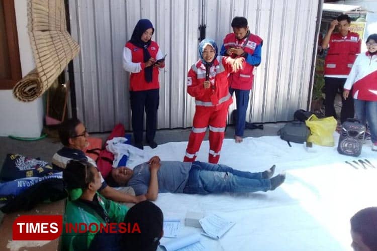 Peringati Hari Relawan, PMI Cilacap Bekali Ojek Online Pertolongan Pertama
